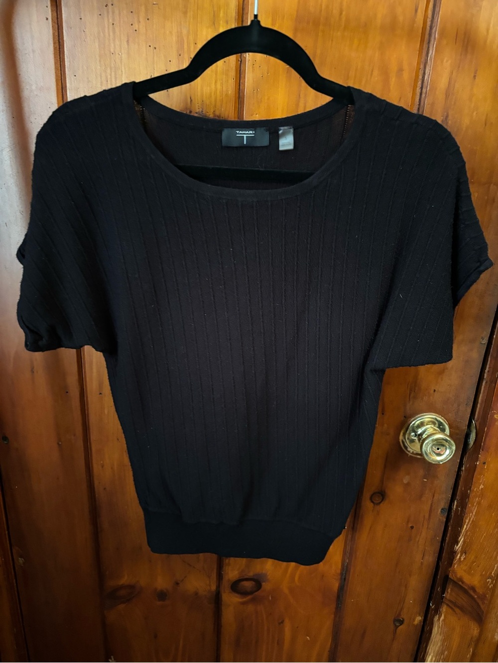 Tahari Black Ribbed Short Sleeve Top